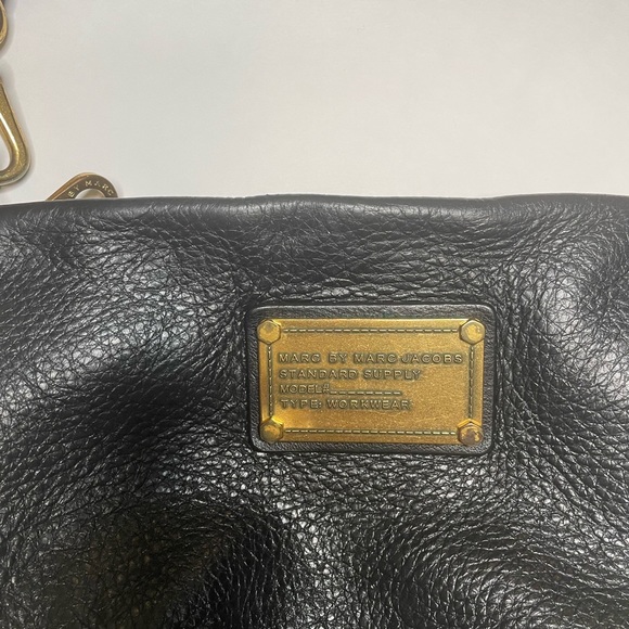 Marc Jacobs Classic Q Percy Black Crossbody - Picture 4 of 10
